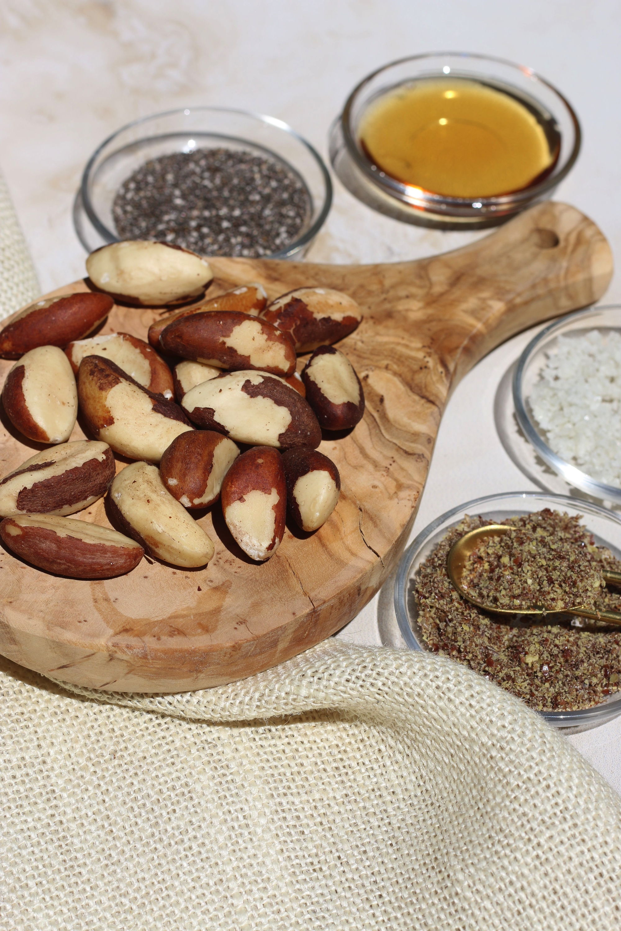 Ingredients for brazil nut butter